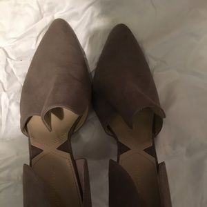 Adrienne Vittadini light brown fine leather suede